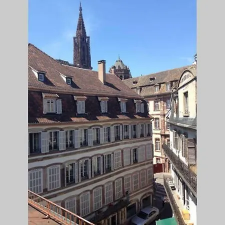 Les Ecrivains Apartment